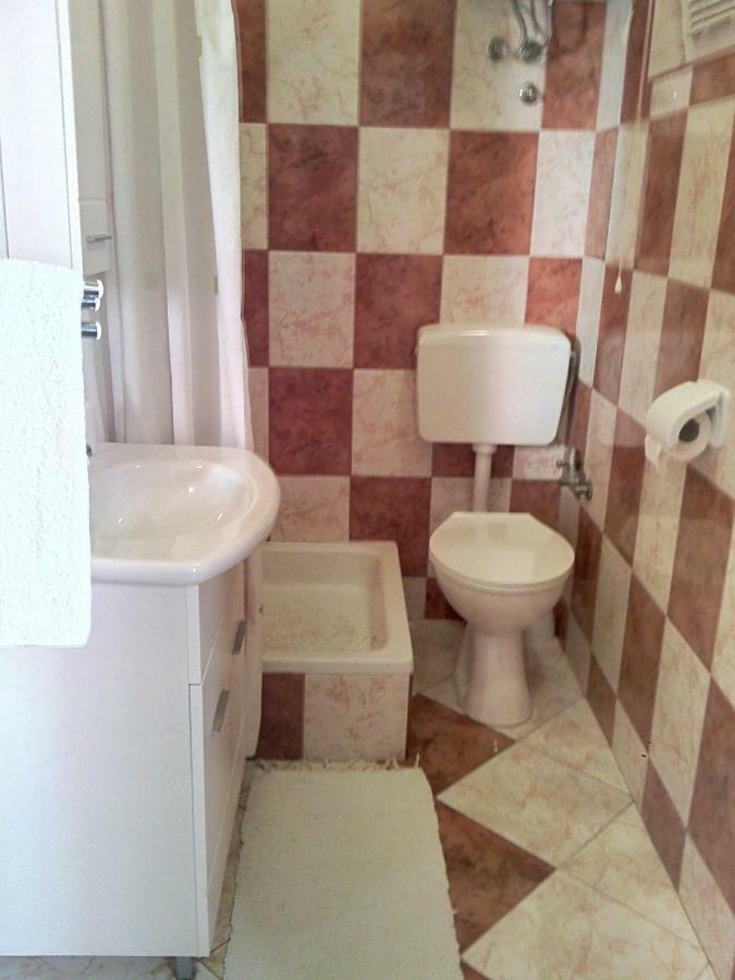 Apartmani Poljanec Вир Екстериор снимка