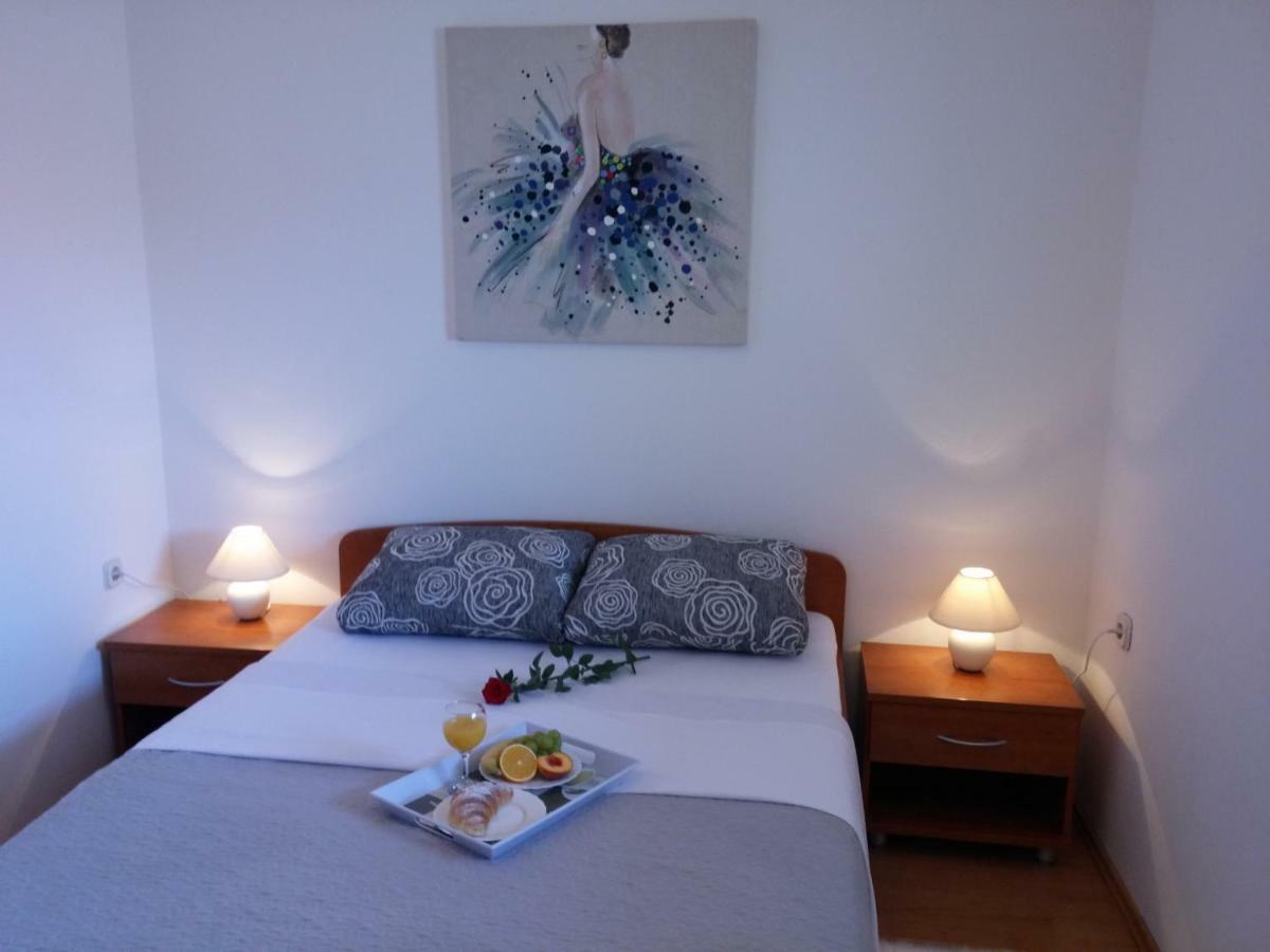 Apartmani Poljanec Вир Екстериор снимка